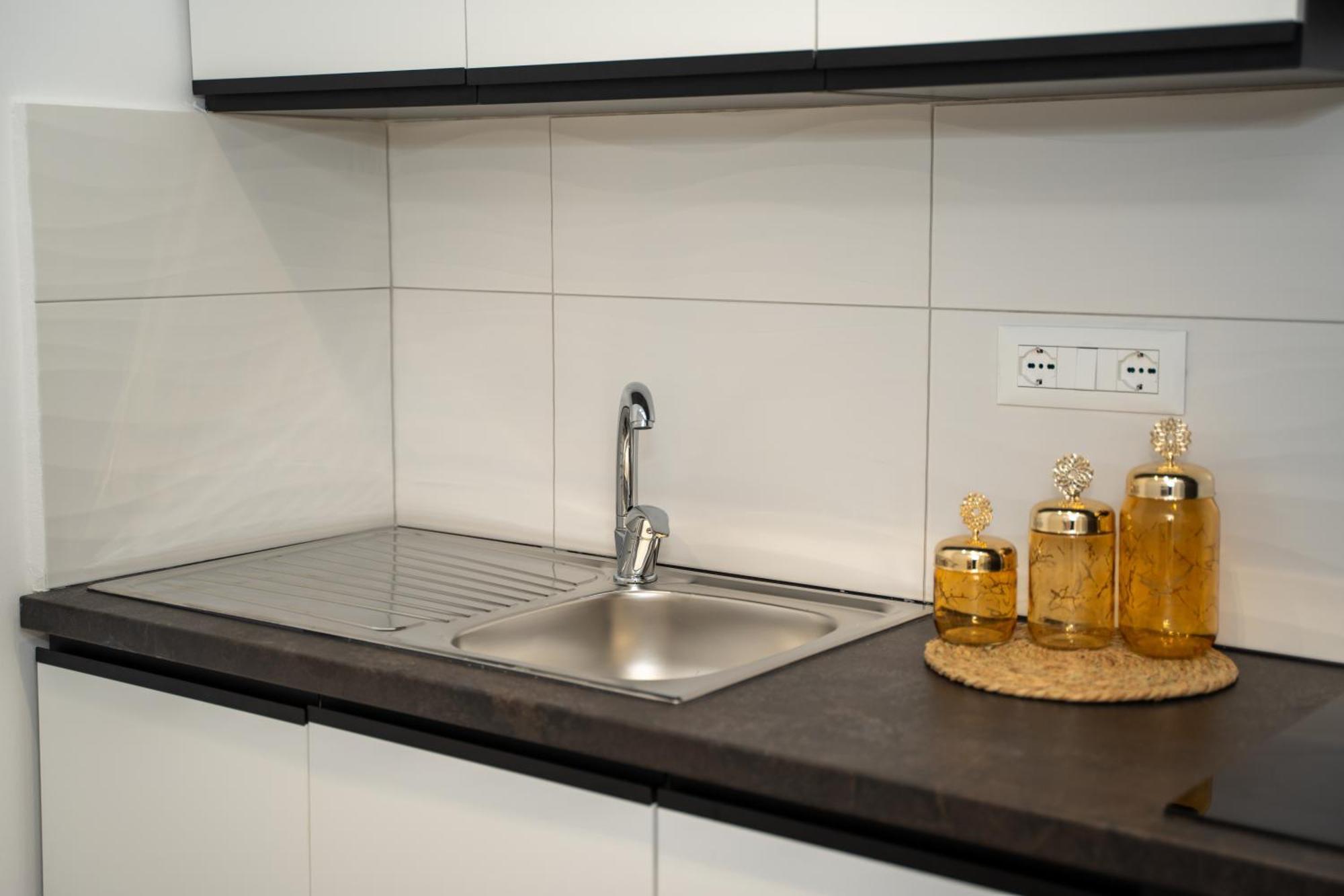 Sunnydream Apartaments Saranda מראה חיצוני תמונה